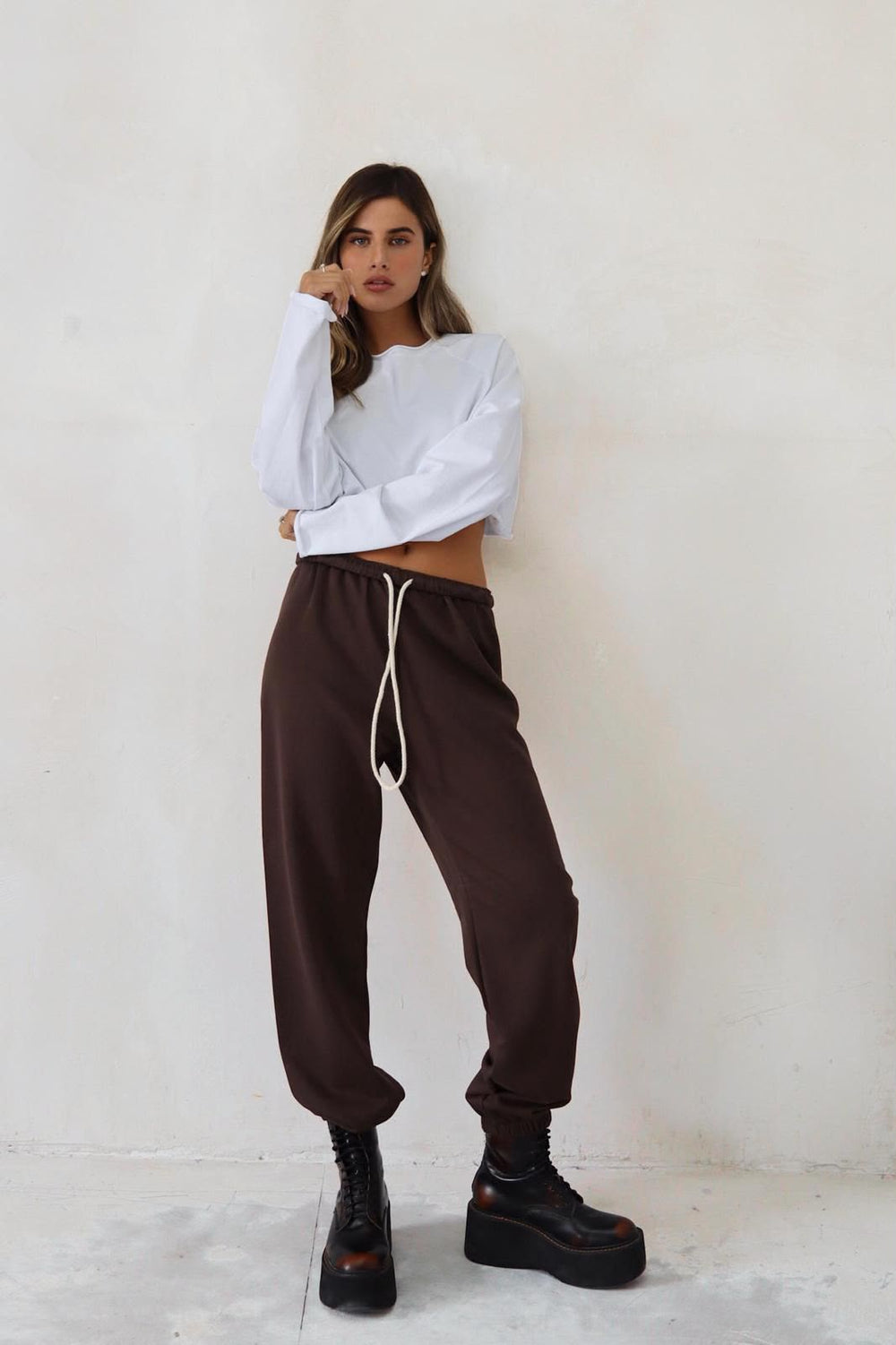מכנס שרוך פרנץ – brown – תמונה 5